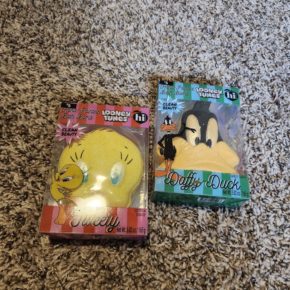 Warner Bros. Tweety and Daffy Duck Bath Bomb Set - Yellow and Black